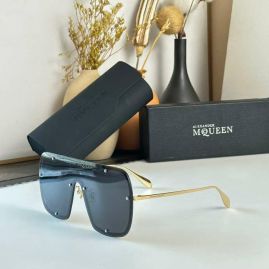 Picture of Alexander McQueen Sunglasses _SKUfw54058541fw